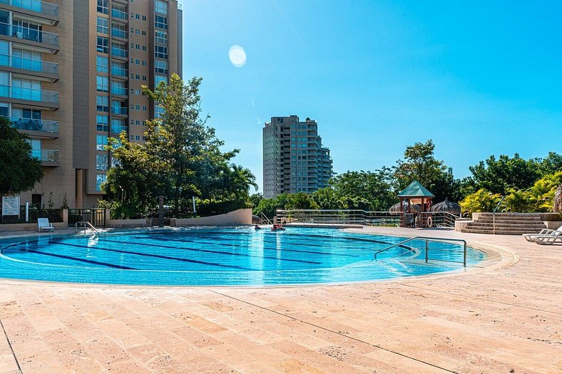 3BR Sofisticado Apt @Zazue + Piscina