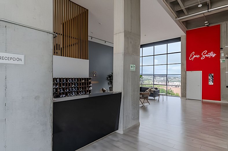 |Ahead| Bright Loft with balcony and parking