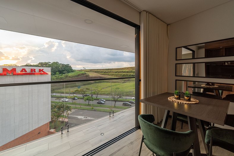 |Ahead| Chic Loft with balcony & AC