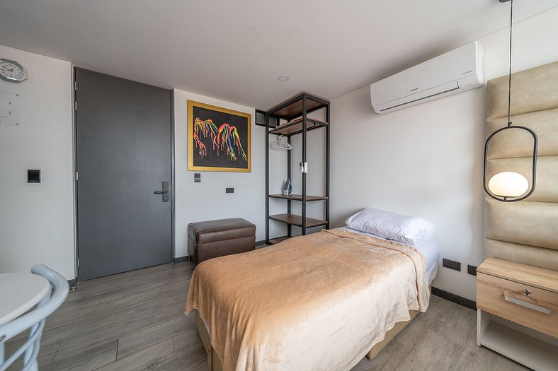 |Ahead| Confortable Loft al lado de Unicentro + AC