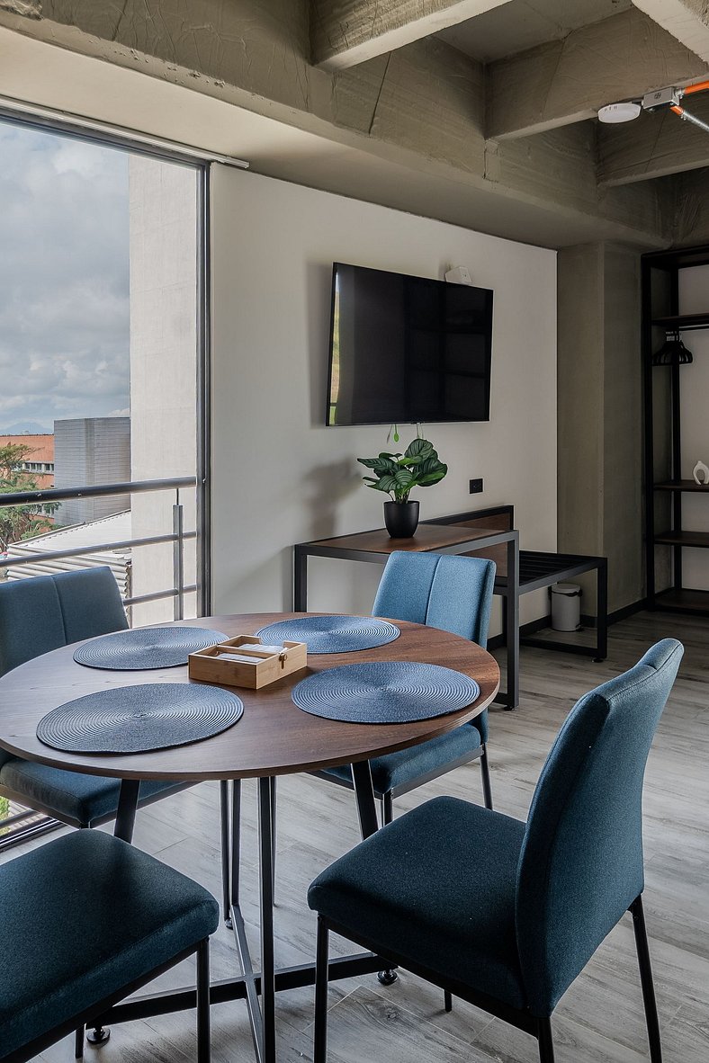 |Ahead| Espacioso Loft con balcon y parqueadero