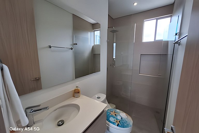 |Ahead| Lindo 2BR @Salguero con Balcón y Piscina