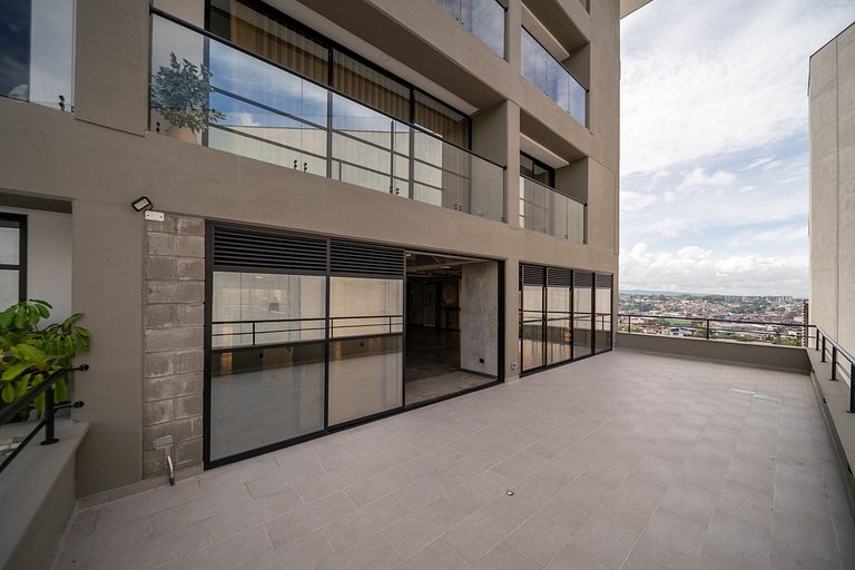 |Ahead| Panoramic Loft with parking and AC