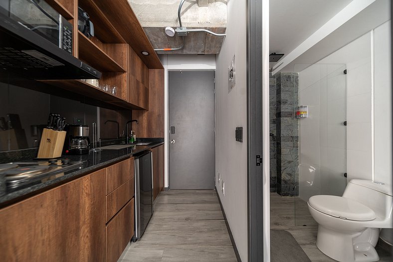 |Ahead| Urban Loft with Queen bed + Parking