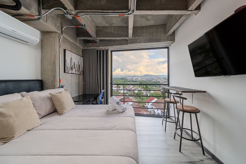 |Ahead| Urbano Loft con cama Queen + Parking