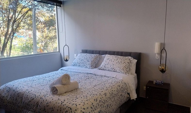 Cozy 1BR @La Calleja with Parking