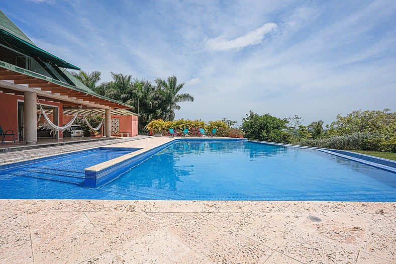 Stunning & Spacious House @Baru Cartagena + Pool