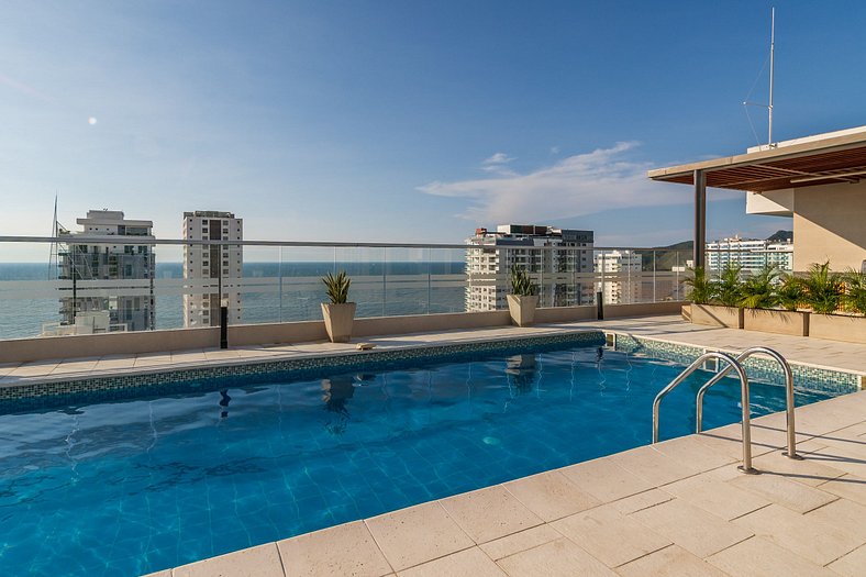 Stylish apt @Salguero close to the beach + pool